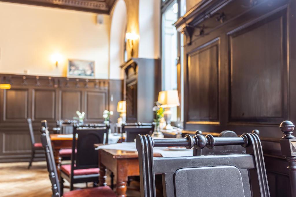 Posezení v ubytování Hotel Mauritius - Im Herzen von Crimmitschau - Frühstück buchbar - Restaurant - Café - Fahrradbox