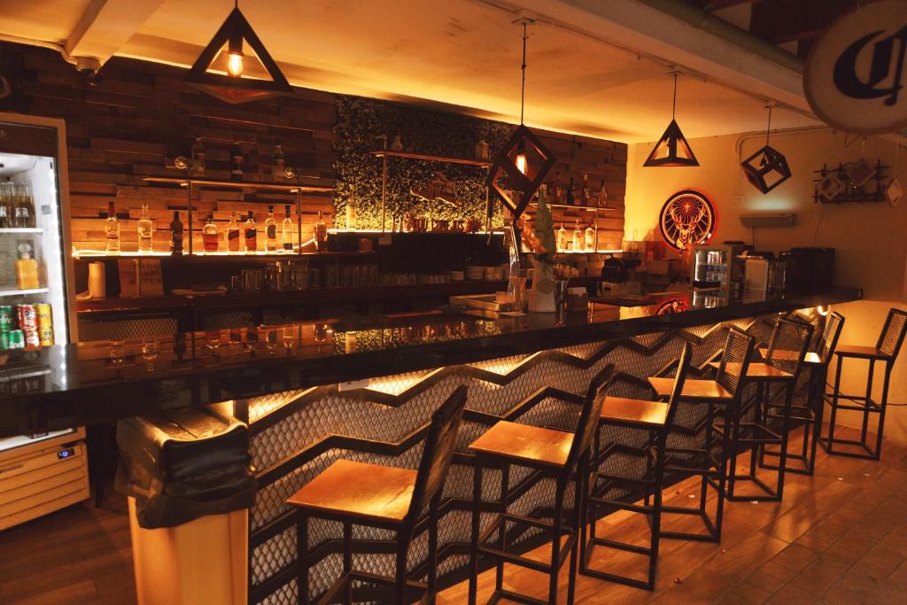 Lounge nebo bar v ubytování Mezcal Hotel