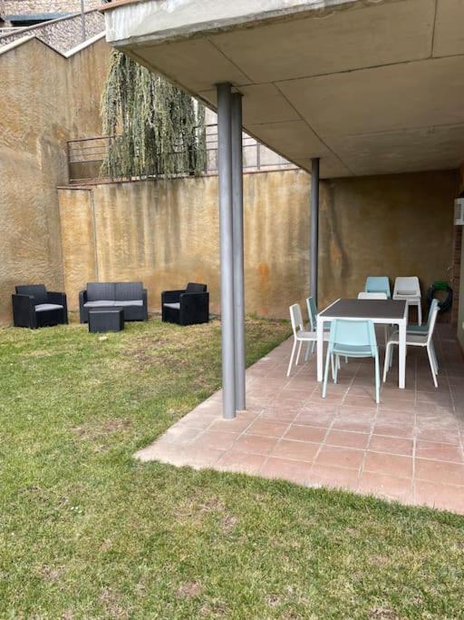 Zahrada ubytování Casa para 8 personas en Berga - ALBERGA