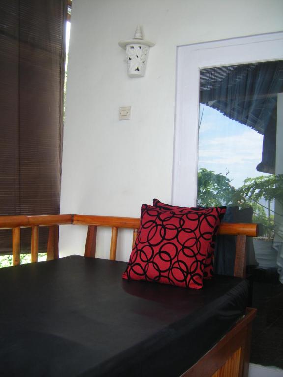 Alur Beach Homestay - 18