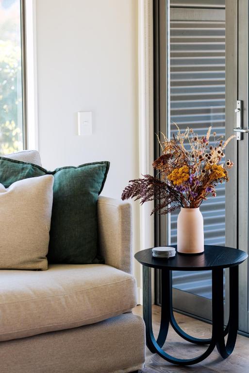 Craggy Range Luxury Vineyard Retreat - Resim 10