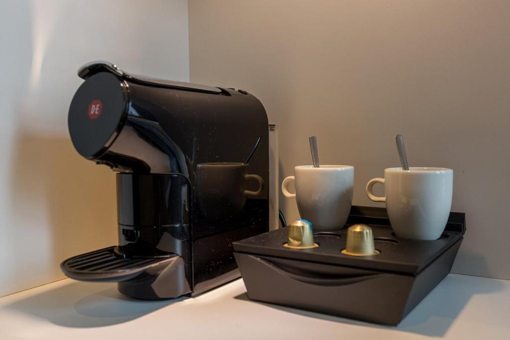 Tetera y cafetera en Leonardo Hotel Antwerpen