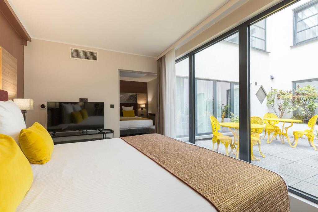 Leonardo Hotel Antwerpen - Resim 41