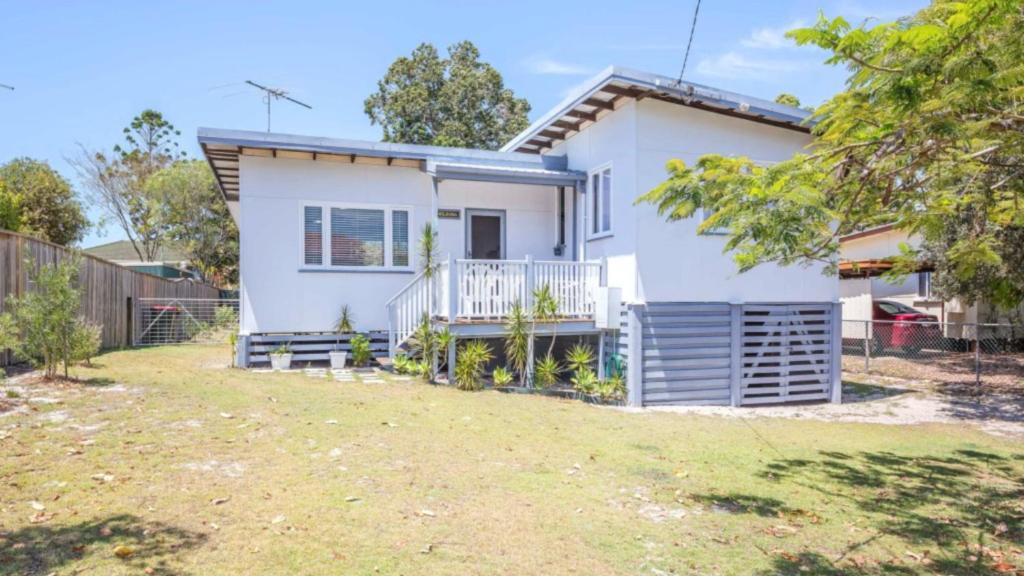 The Perfect Beach Cottage, Woorim (updated prices 2024)