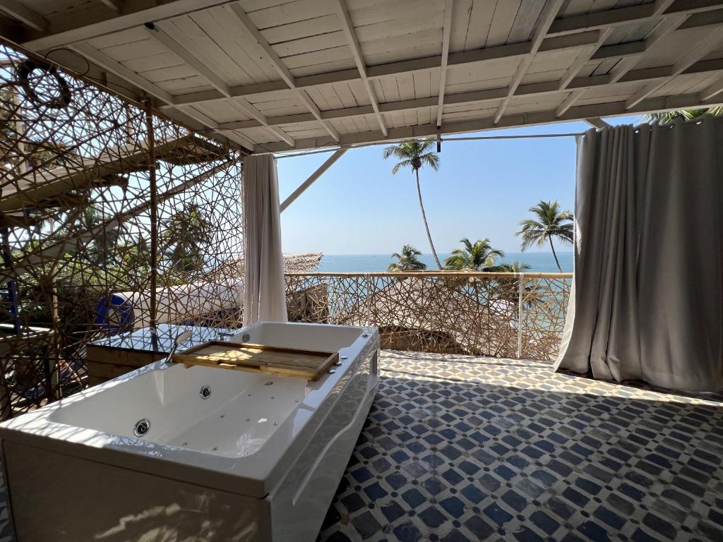 Obrigado by Craftels - King Room With Sea View