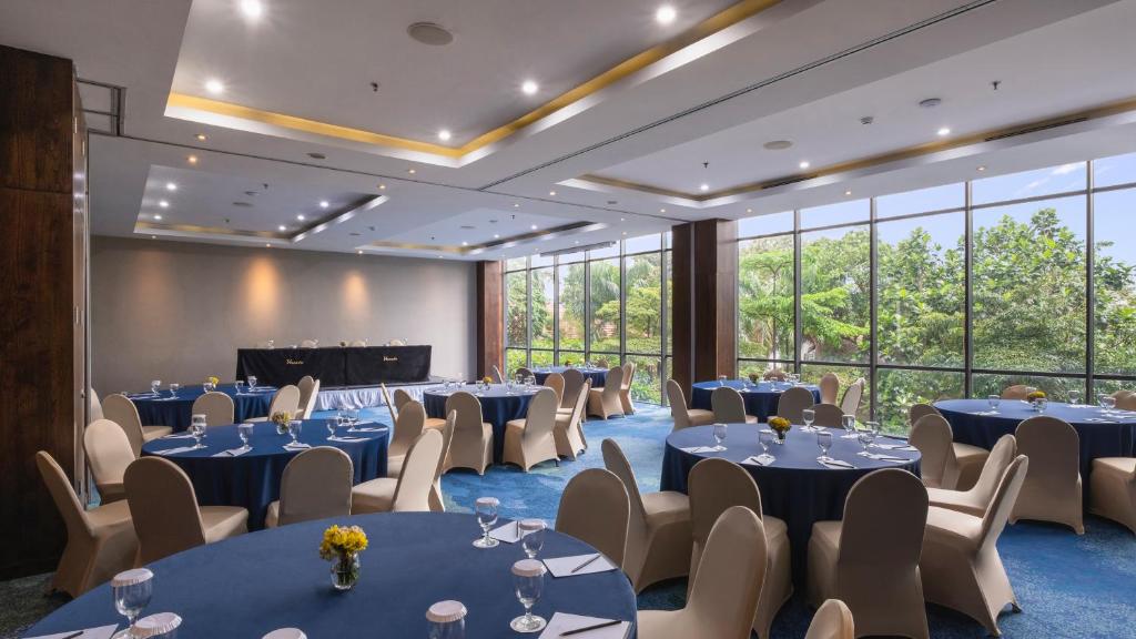 Restaurace v ubytování Veranda Hotel Pakubuwono