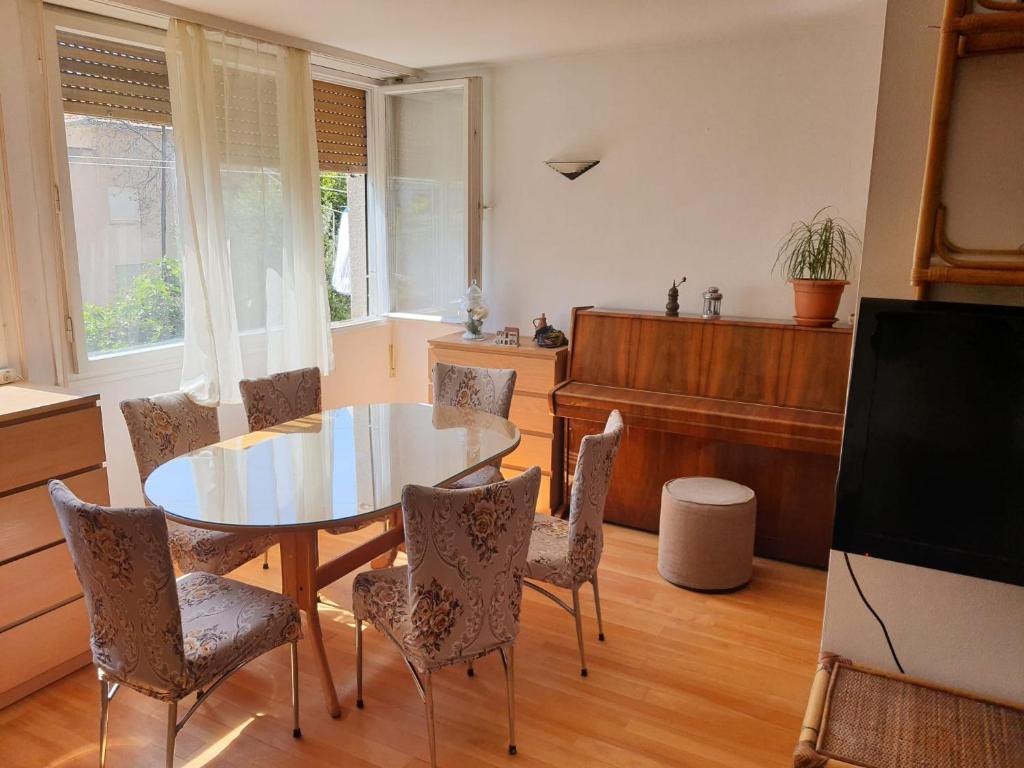 Posedenie v ubytovaní City Apartment Sonya