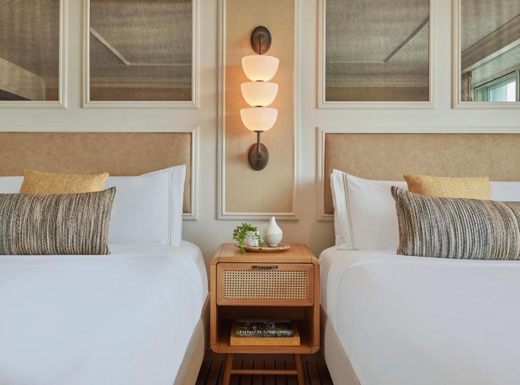 Viceroy Santa Monica - Ocean View Two Queens