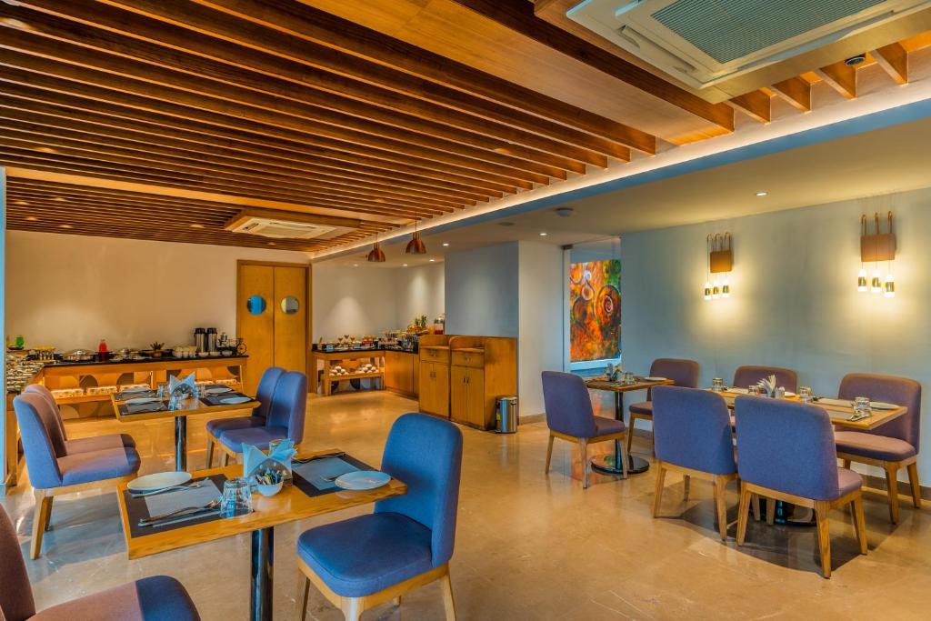 Restaurace v ubytování De Mandarin Hotel Goa