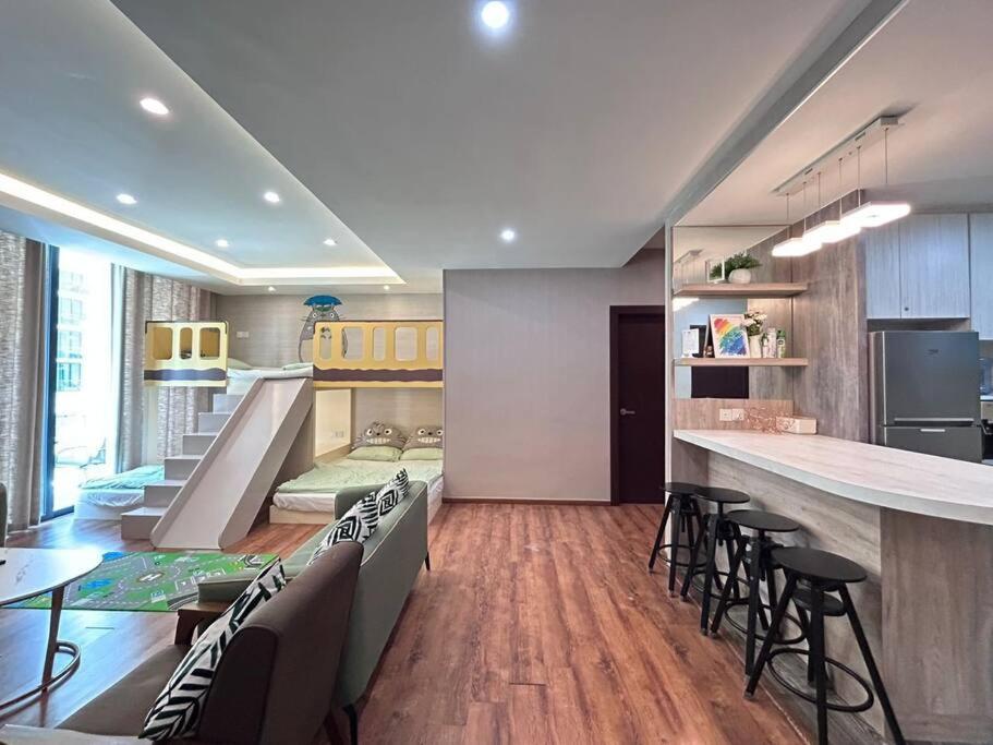 Gallery image of Jeff and Ricky Homestay(Melody)@Vivacity Megamall in Kampong Tabuan