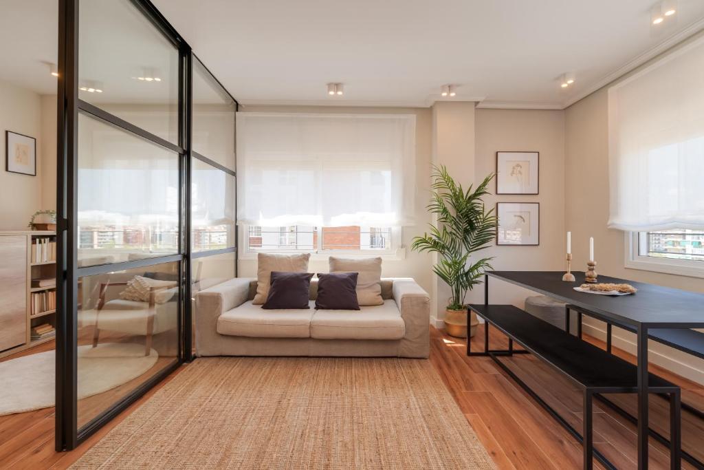 Posezení v ubytování Sant Martí Apartment by Olala Homes