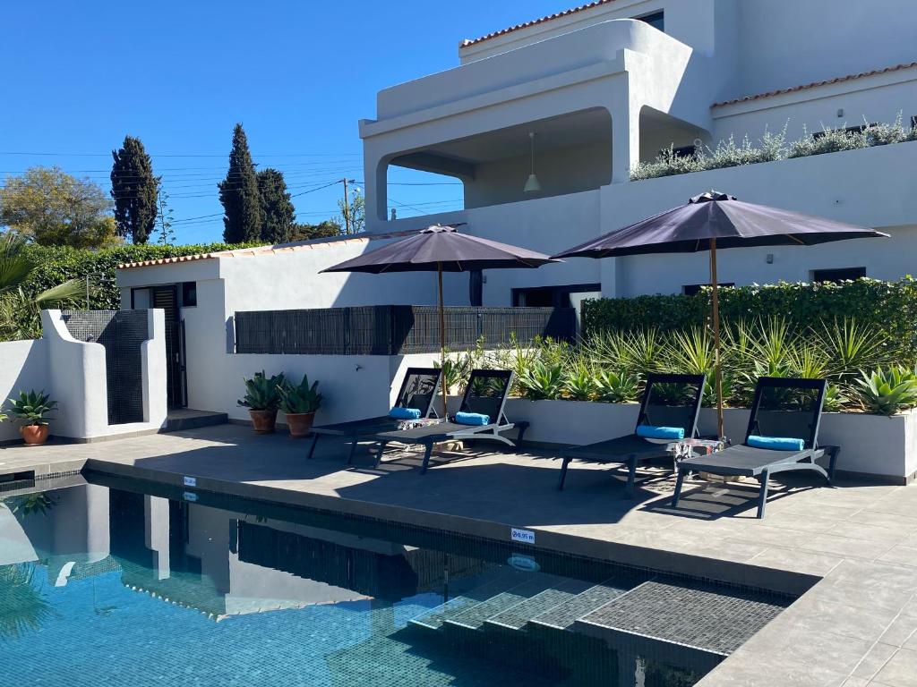 Swimmingpoolen hos eller tæt på Casa do Cerro Rental