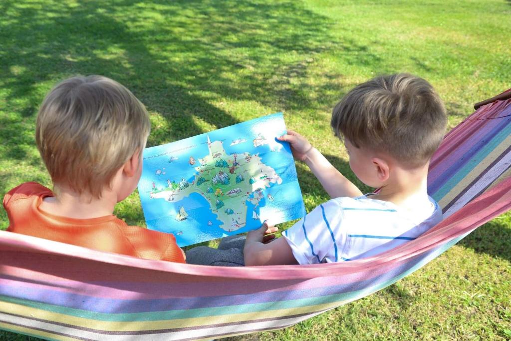 Hosté ubytování Kärdla Retrovisiit Helmi