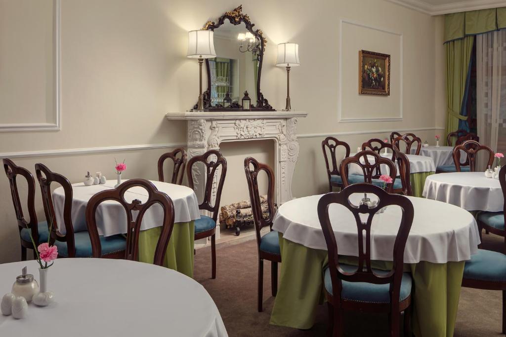 Restaurace v ubytování Spa Hotel Villa Smetana
