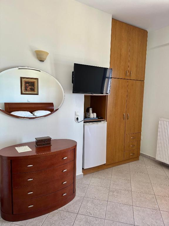 Telewizja i/lub zestaw kina domowego w obiekcie Sofotel