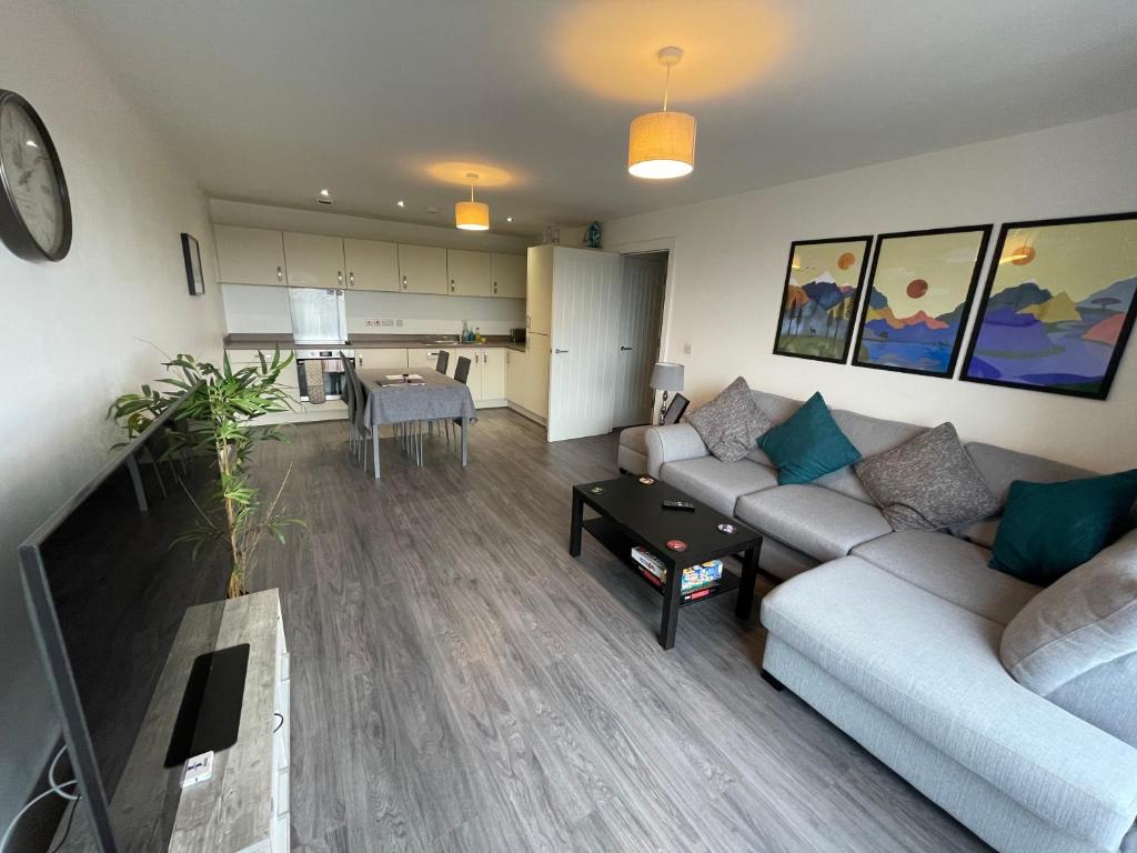 Apartment: Skyline View's | Furnished | High Floor - dubizzle