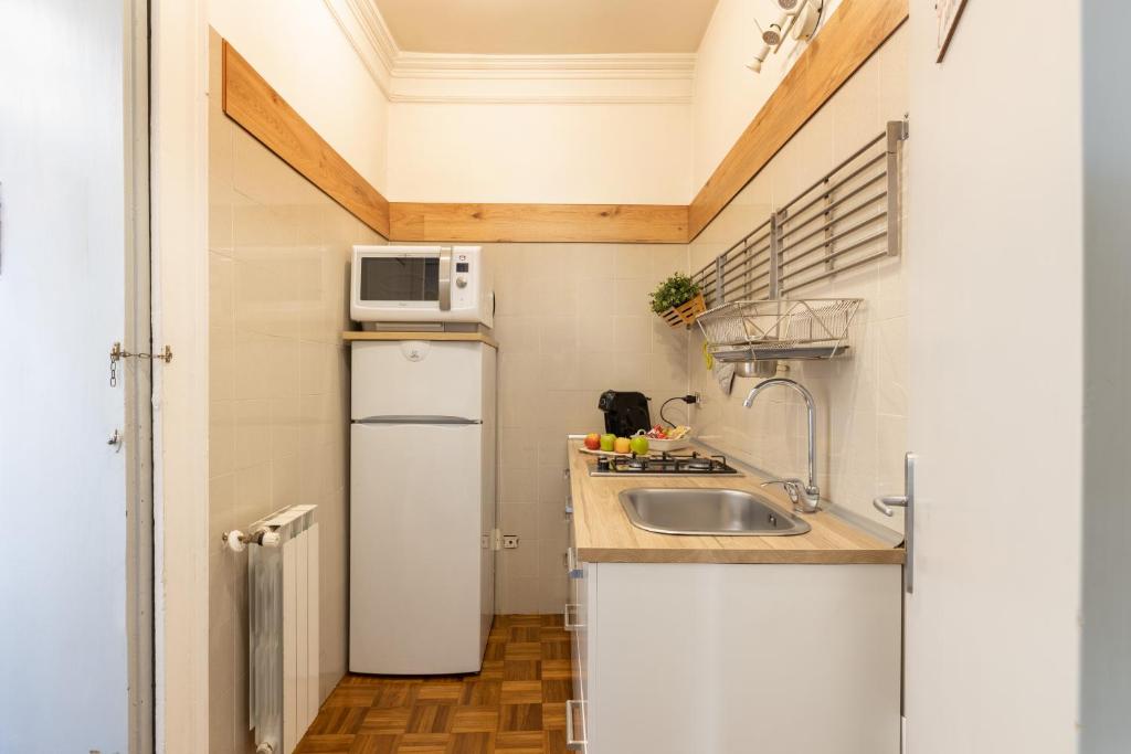 La casa di carta in piazza stesicoro - 14