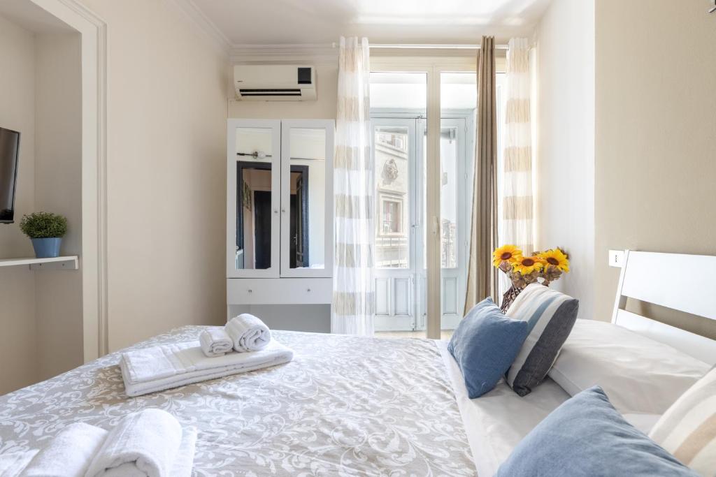 La casa di carta in piazza stesicoro - 5