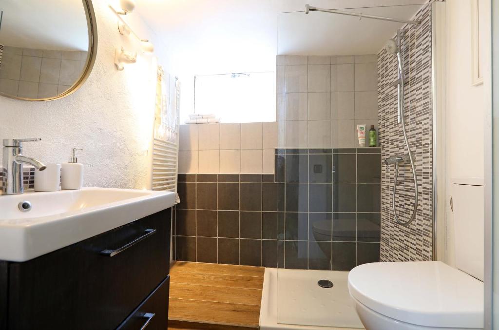 Kúpeľňa v ubytovaní La petite Maison de Gordes 2 nuits minimum