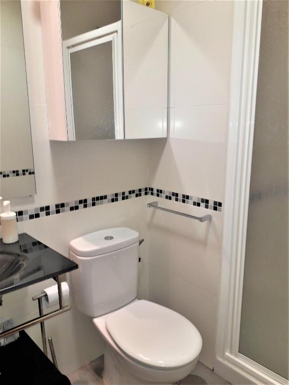 A bathroom at Atico Pacifico Parking y Piscina gratis