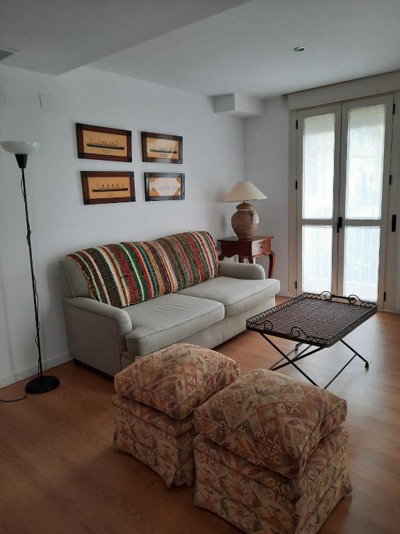 A seating area at bt6gallos
