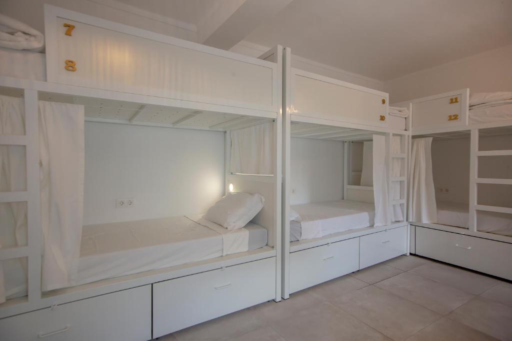 Sun Lovers Hostel - 2