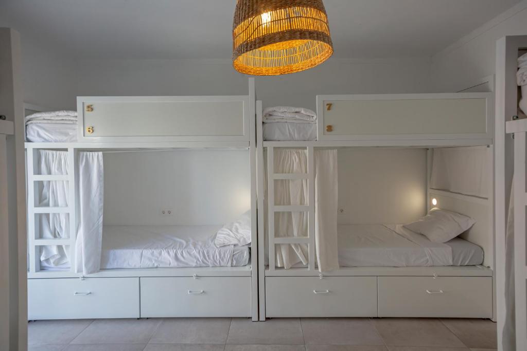 Sun Lovers Hostel - 17