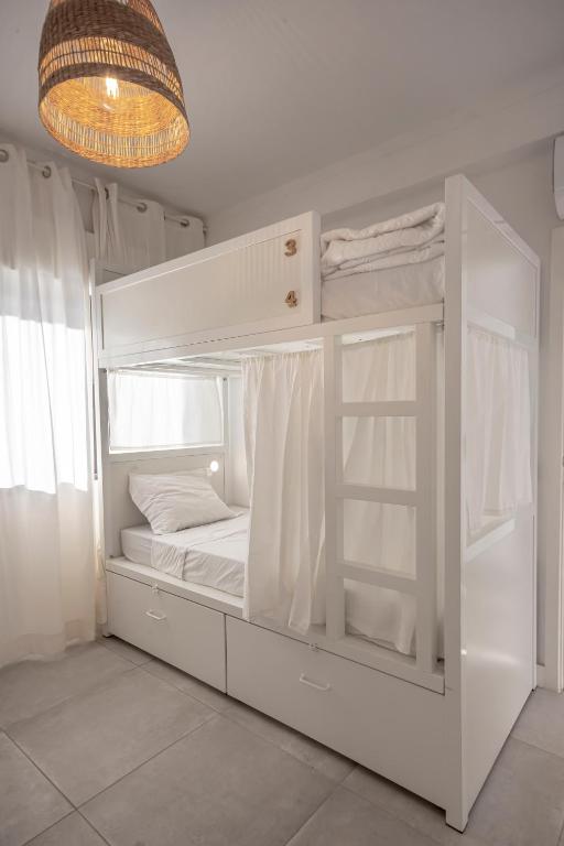 Sun Lovers Hostel - 16