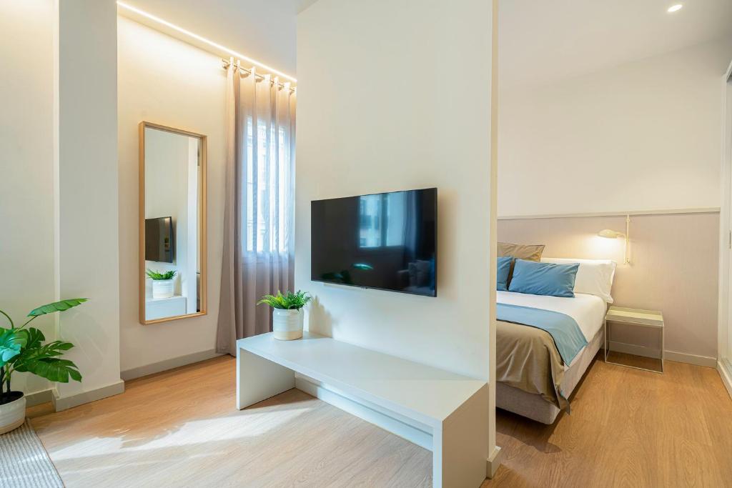 Fisa Rentals Ramblas Apartments - 5