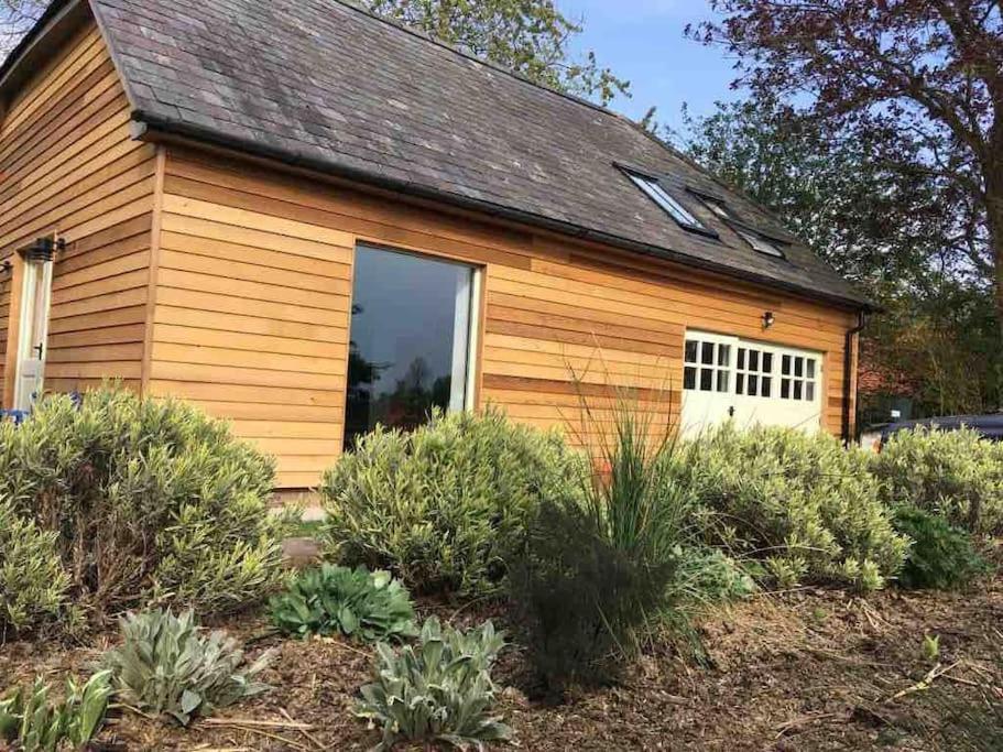 Stylish Cottage in the Pewsey Vale, Marlborough Updated 2023 Prices