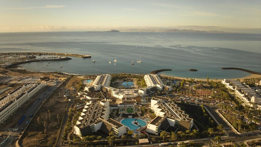 Dreams Lanzarote Playa Dorada Resort & Spa, Playa Blanca – Updated 2023  Prices