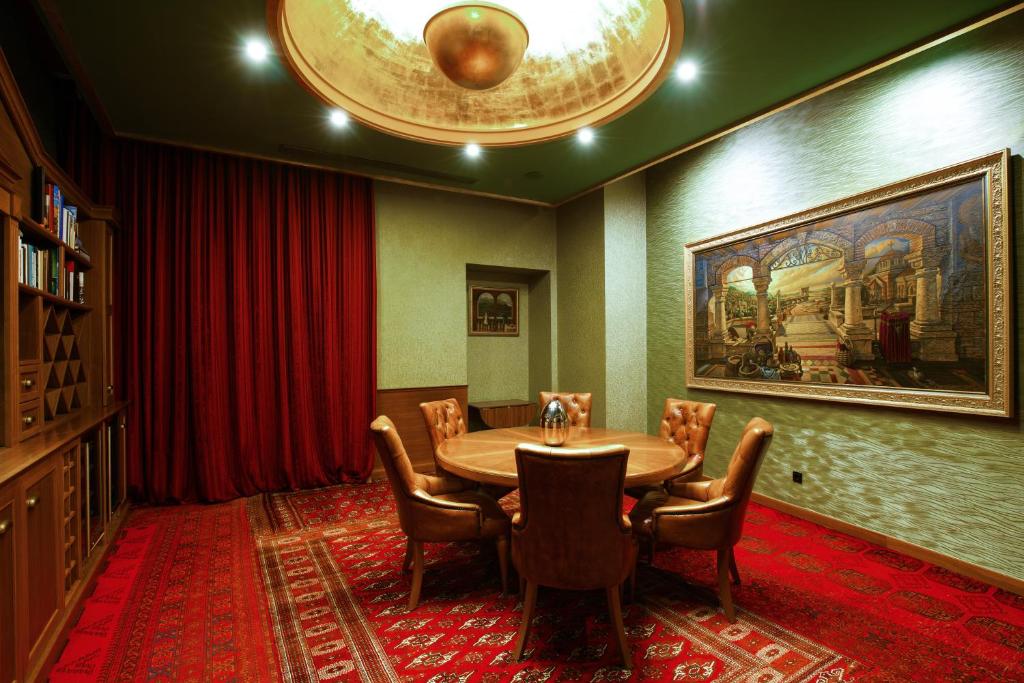 Hotel City Savoy - Resim 11