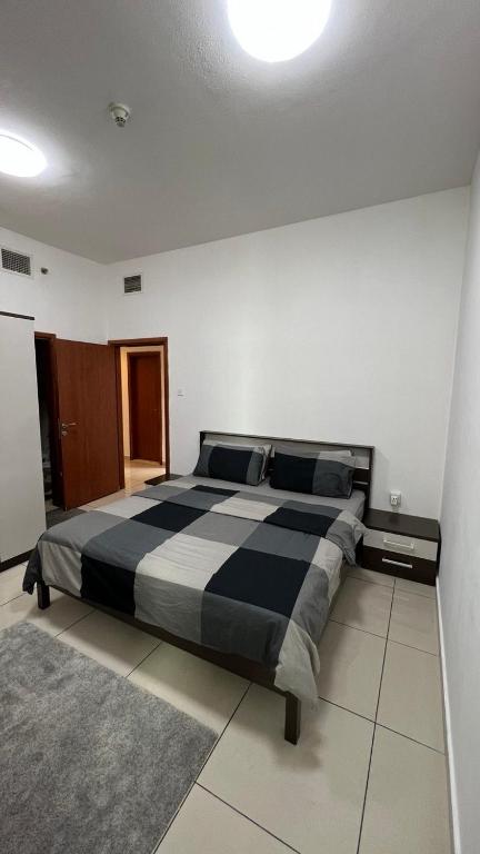 Huge stunning view 1 bedroom apartment in Dubai Marina HF