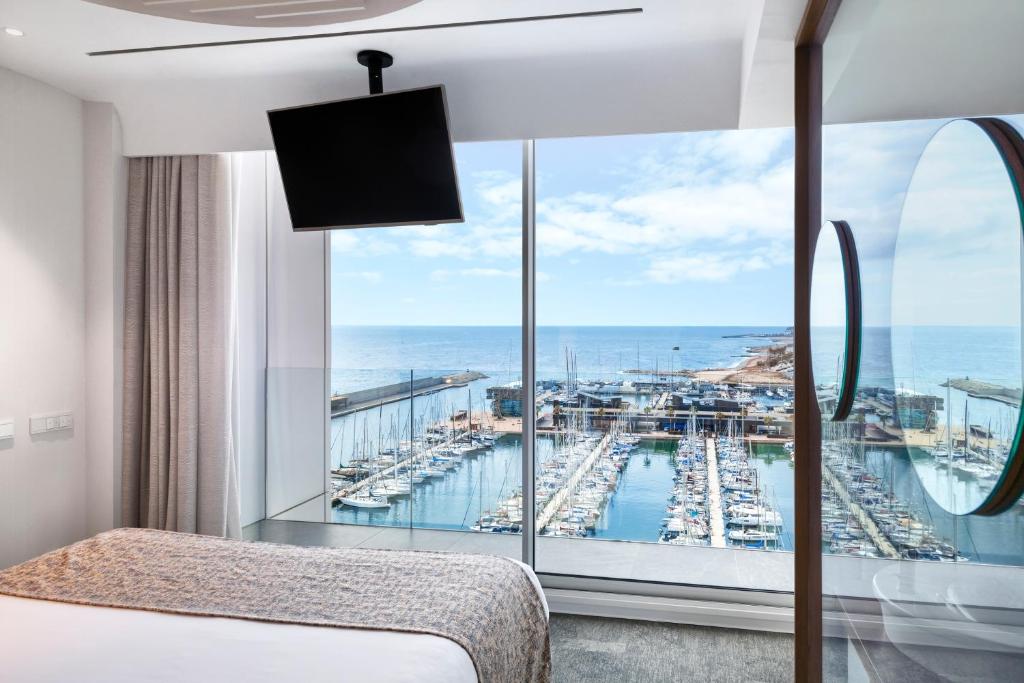 Nespecifikovaný výhled na moře nebo výhled na moře při pohledu z hotelu
