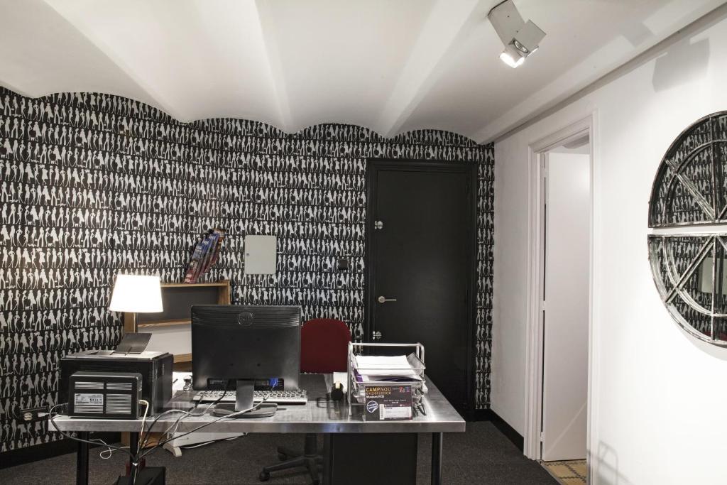 Workspace evidence from AinB Eixample-Miro Apartments