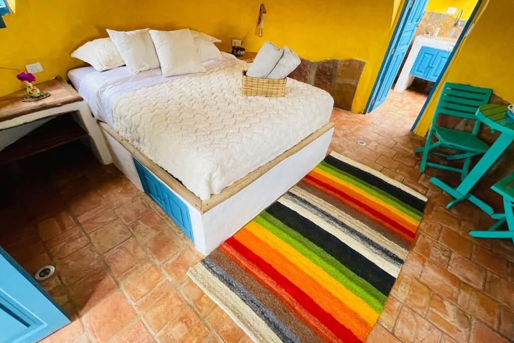 Voodi või voodid majutusasutuse Hermoso Glamping Mikonos toas