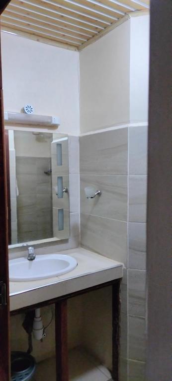 Koupelna v ubytování Khalisee Homes Studio Apartment 2
