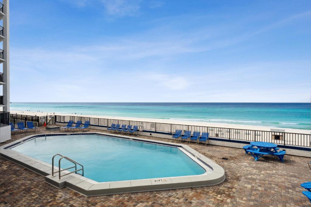 Bassein majutusasutuses AquaVista Beach Resort by Panhandle Getaways või selle lähedal