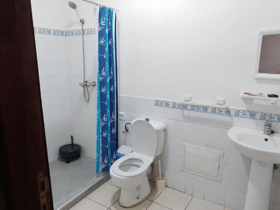 Phòng tắm tại Bel Appartement à louer