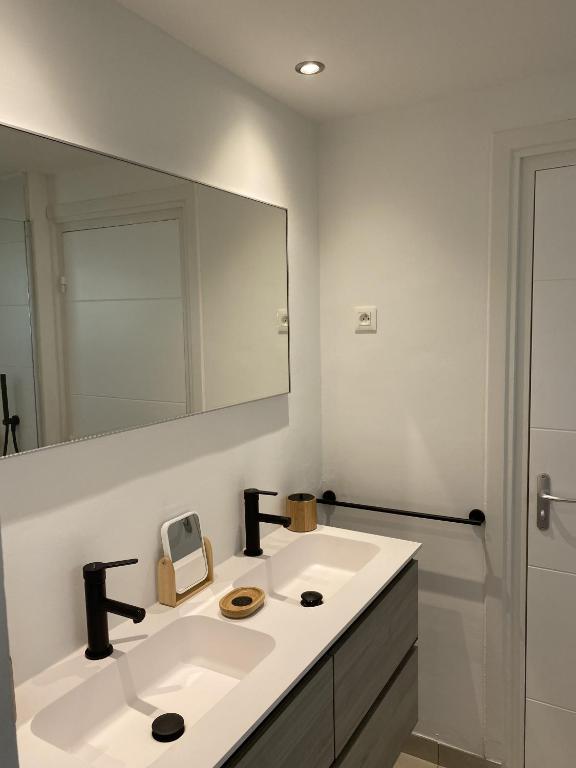 Fotografie z fotogalerie ubytování Cottage Cosy Duplex Anse Marcel, Vue mer et marina v destinaci Anse Marcel 