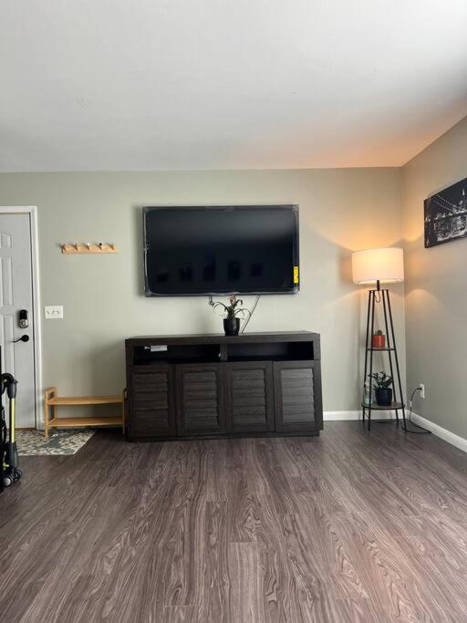 Riverview oasis, Eau Claire (updated prices 2024)