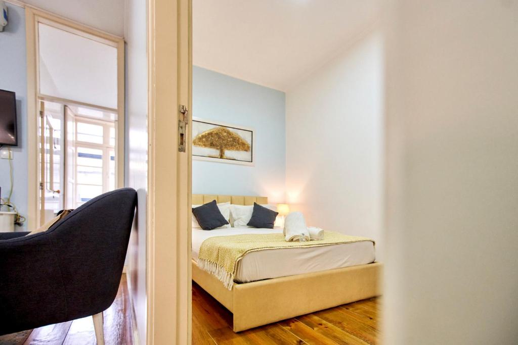Market Place (with 2 Bedrooms) by JC