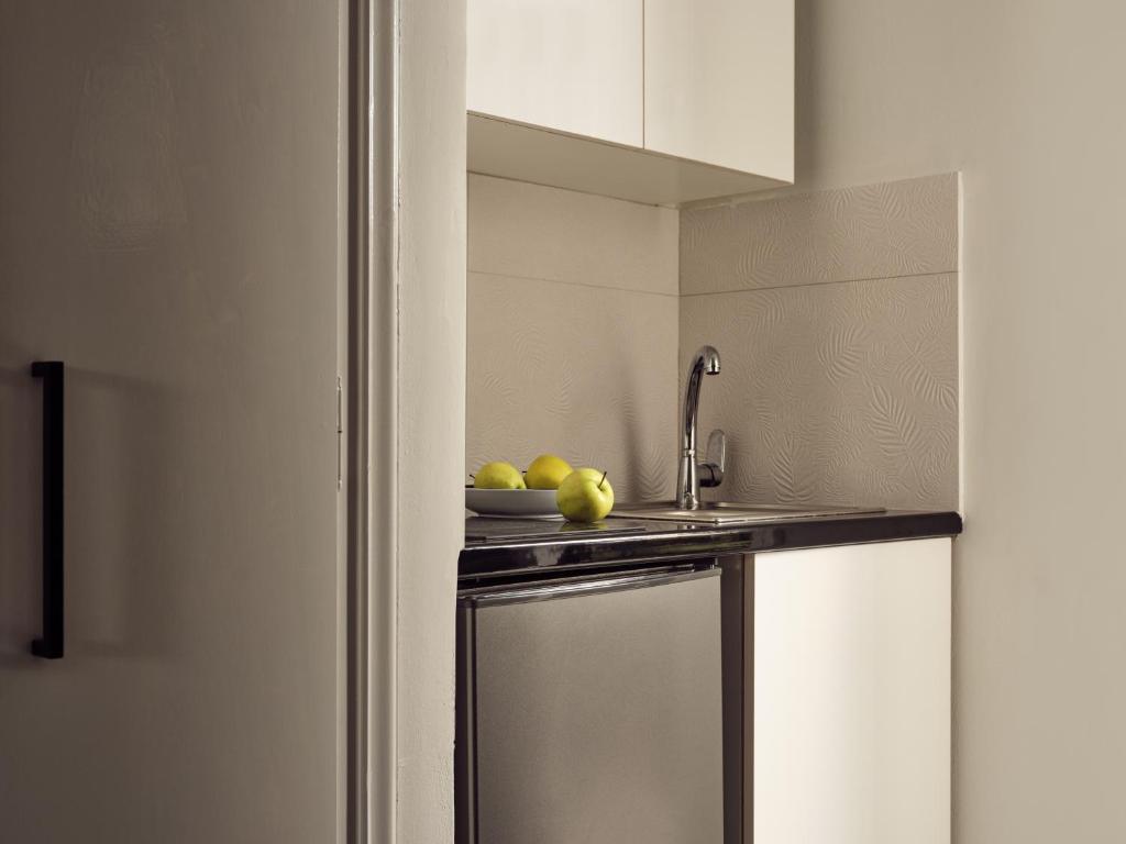 Tropical Studios - 10