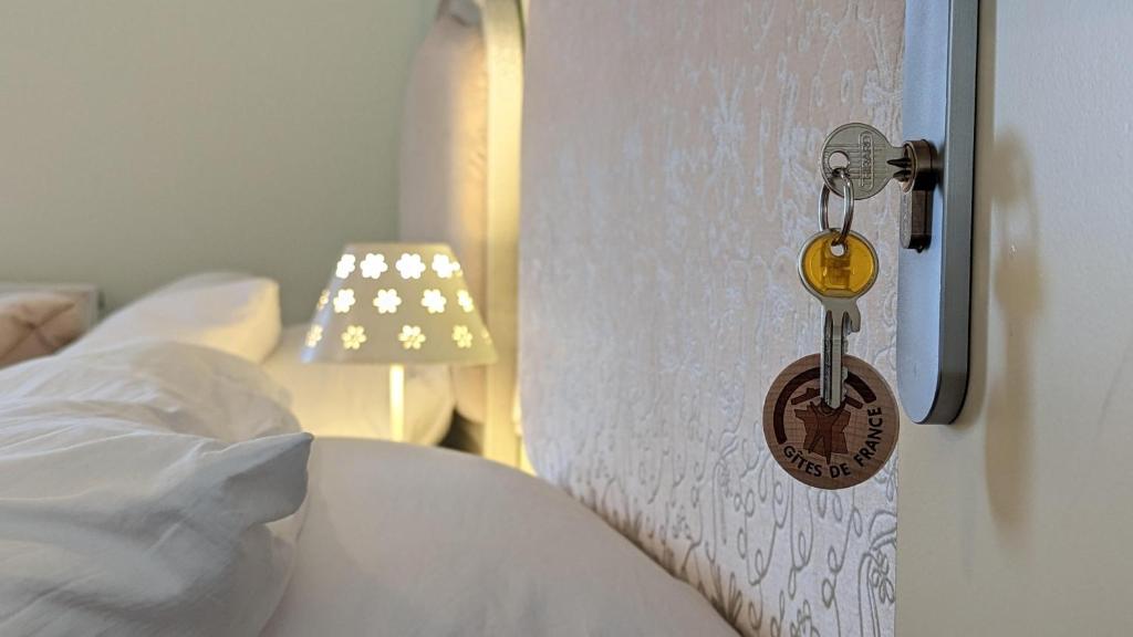 Postel nebo postele na pokoji v ubytování Chambres d'Hotes CASCAROT