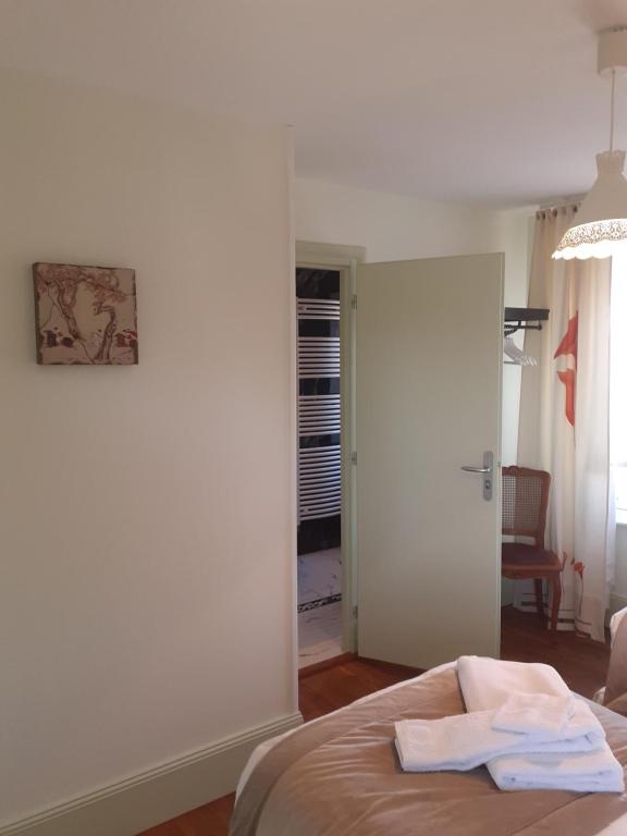 Postel nebo postele na pokoji v ubytování Chambres d'Hotes CASCAROT