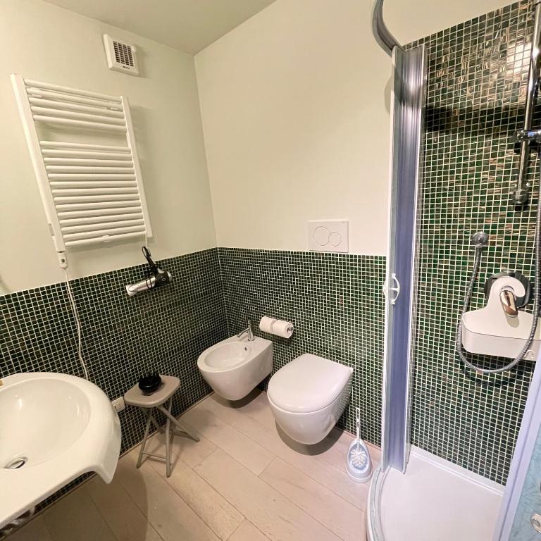 Koupelna v ubytování Guesthouse Via Di Gracciano - Adults Only