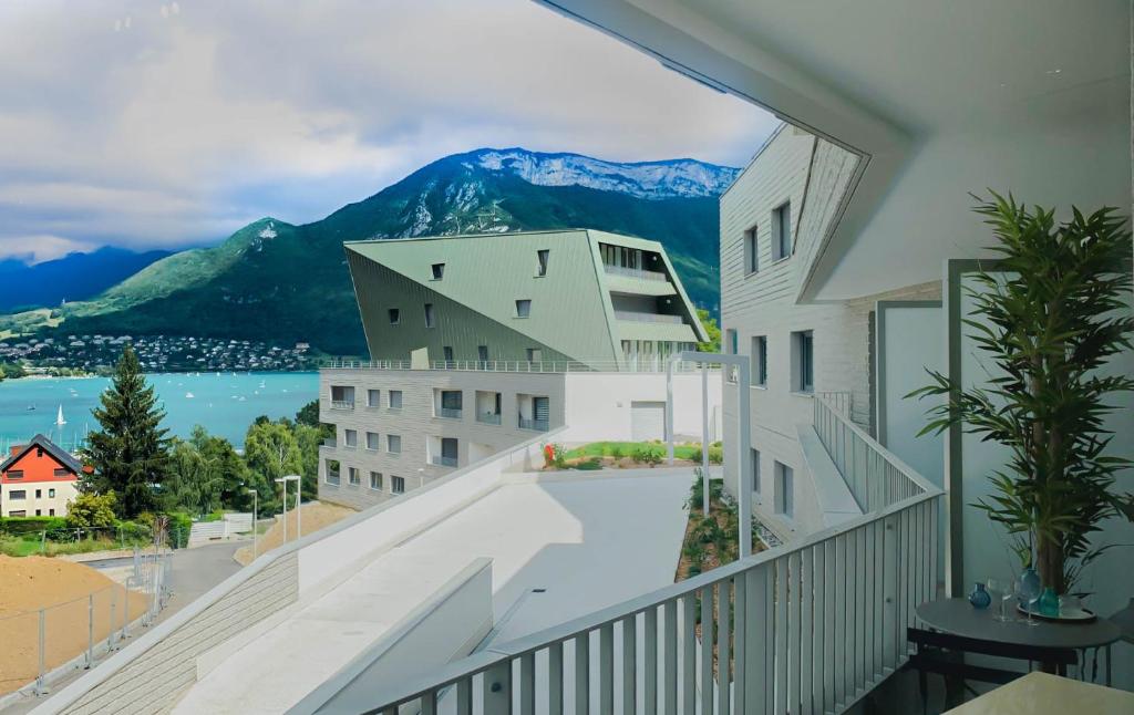 Fotografia z galérie ubytovania Elegant vue lac v destinácii Annecy