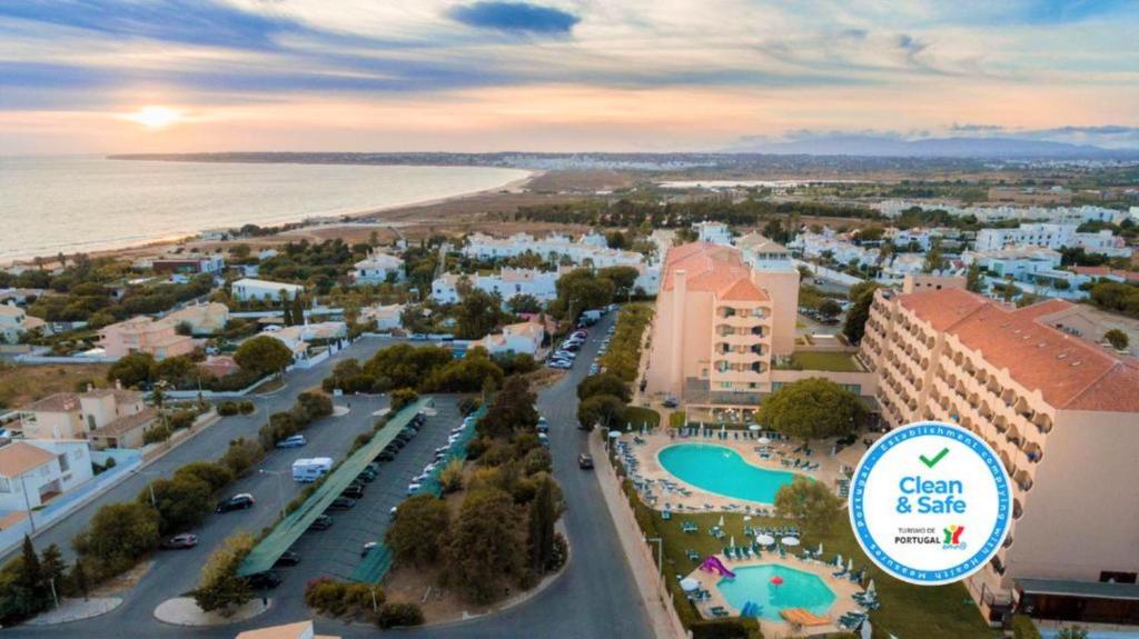 an aerial view of a resort and the beach at Vila Gale Atlantico in Albufeira