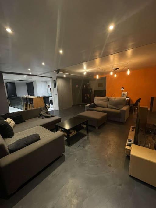 Zdjęcie z galerii obiektu Loft 8 personnes, centre ville Rouen w Rouen