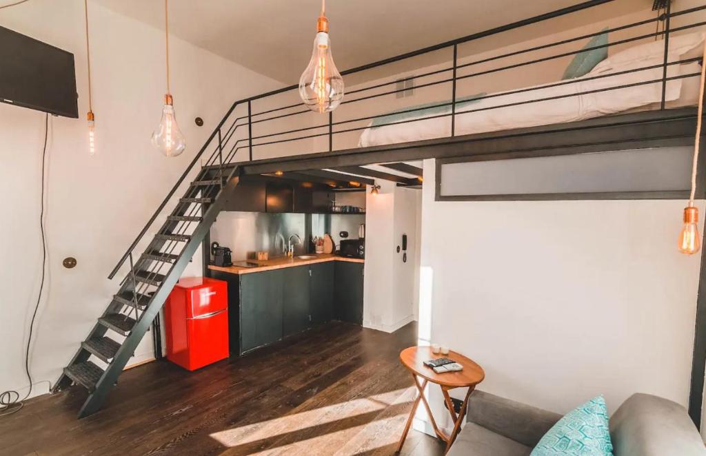 Kuchyňa alebo kuchynka v ubytovaní MAR1 - Studio loft avec couchage en mezzanine, centre ville